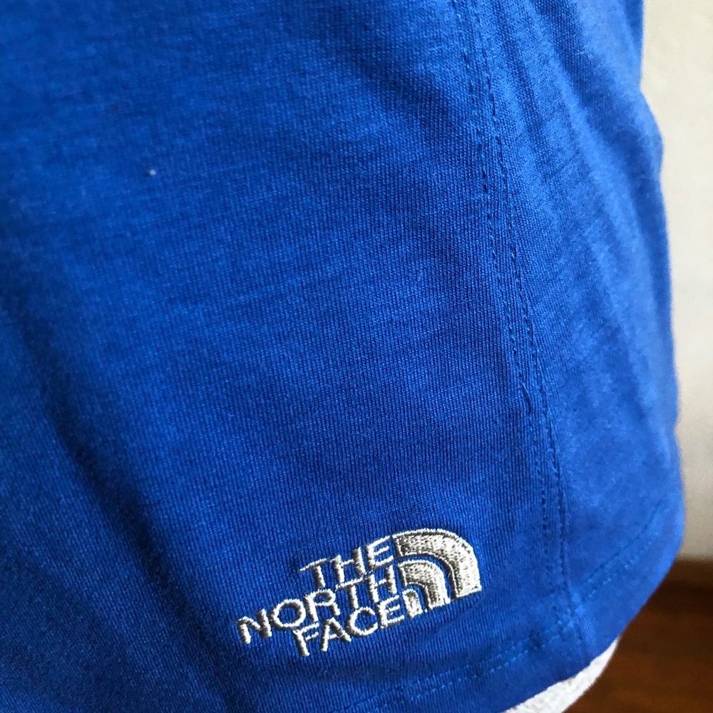 The North Face Crew Neck Short Sleeve Blue Top - Picture 4 of 4